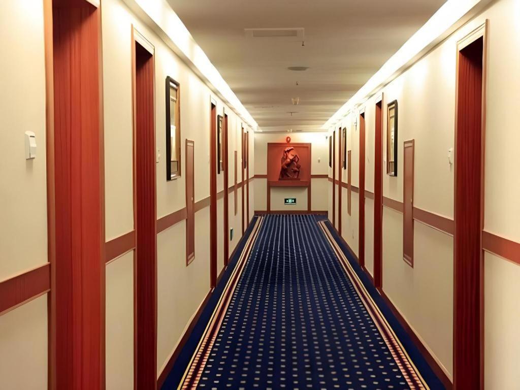 שנג'ן Golden Lustre Hotel מראה חיצוני תמונה