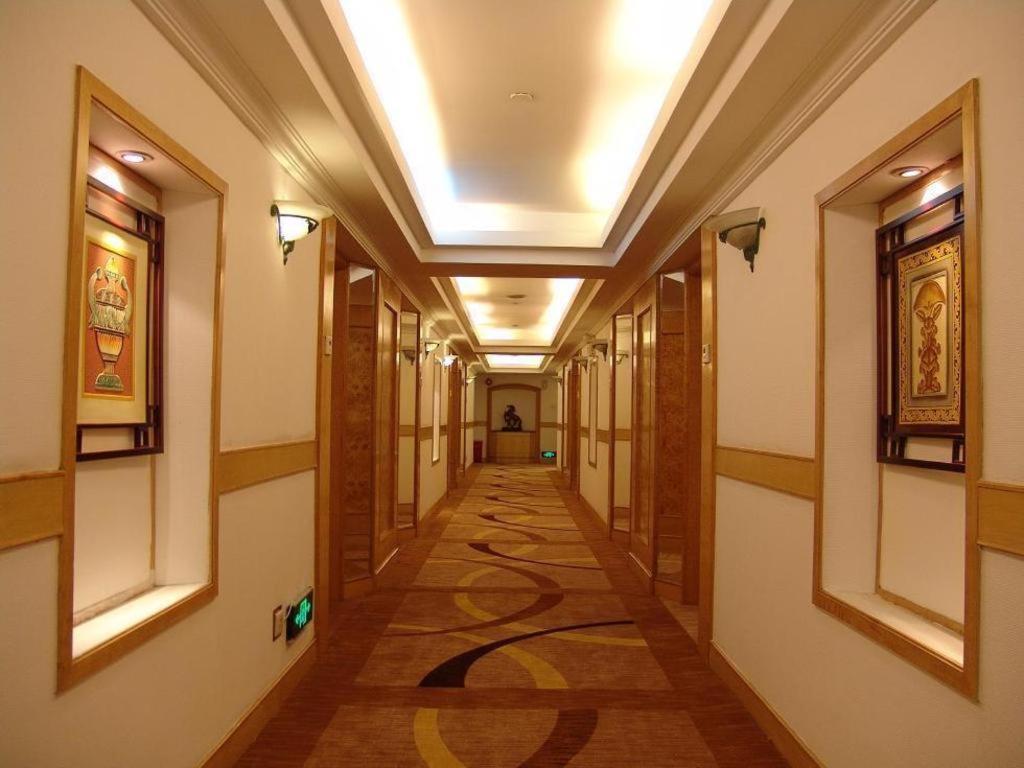 שנג'ן Golden Lustre Hotel מראה חיצוני תמונה