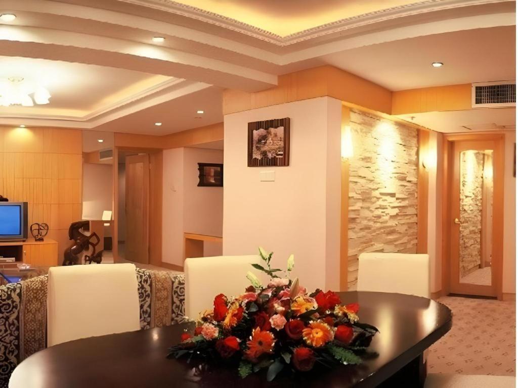 שנג'ן Golden Lustre Hotel מראה חיצוני תמונה